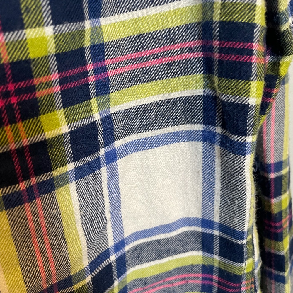 2/$30 - Abercrombie and Fitch Flannel - Picture 4 of 6
